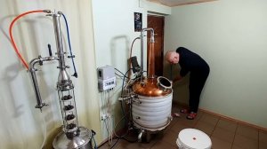 Работа с Аламбиком!! Как сделать самогон правильно...