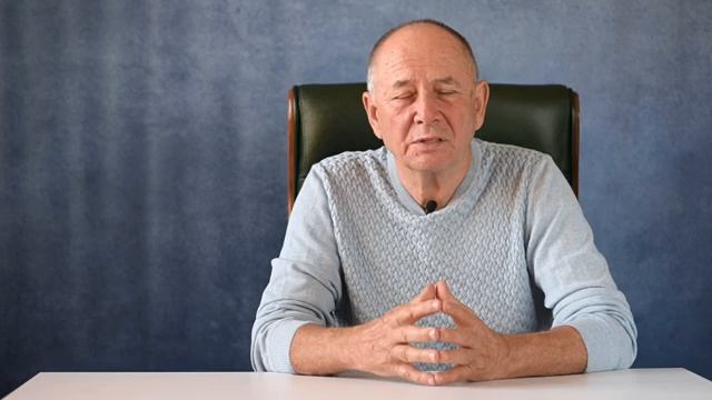 Как перестать ненавидеть смотреть онлайн