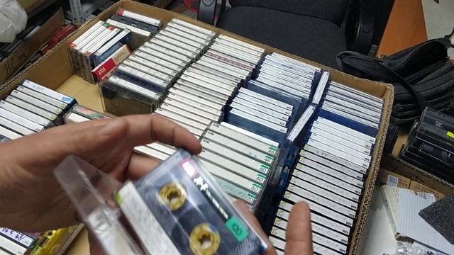 AUDIO Cassette AXIA   серия 4 приехали и ждут очередь на продажу