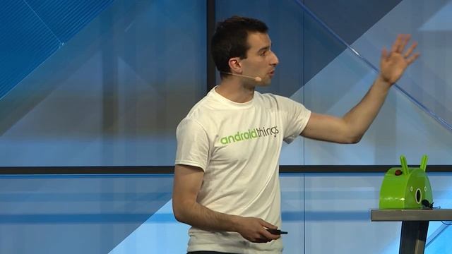 Using Google Cloud and TensorFlow on Android Things (Google I/O '17) смотреть онлайн