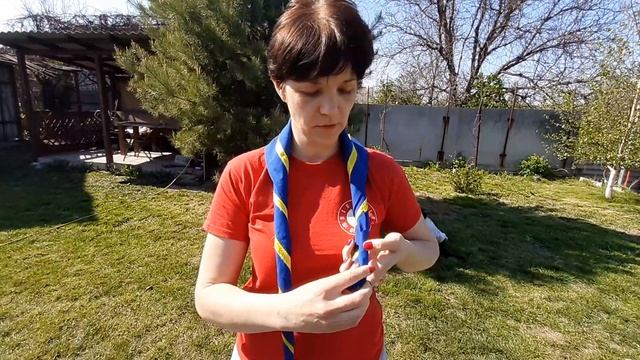 Скаутська хустка. Як зав'язати вузол дружби