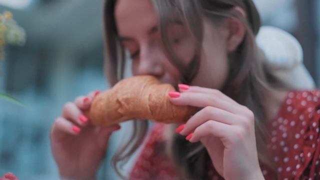 Любимый вкус в новой упаковке! смотреть онлайн