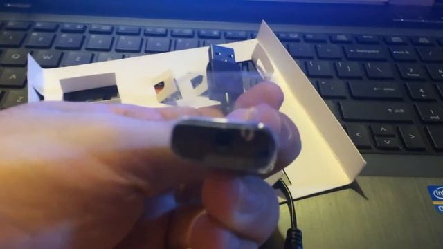 Headphone adaptor unboxing video смотреть онлайн