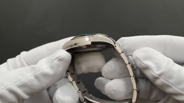 Rolex Milgauss 40мм смотреть онлайн