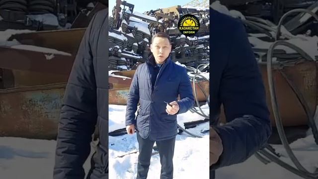 Санжар Бокаев показал, как его собственную машину утилизируют на приеме металла. смотреть онлайн