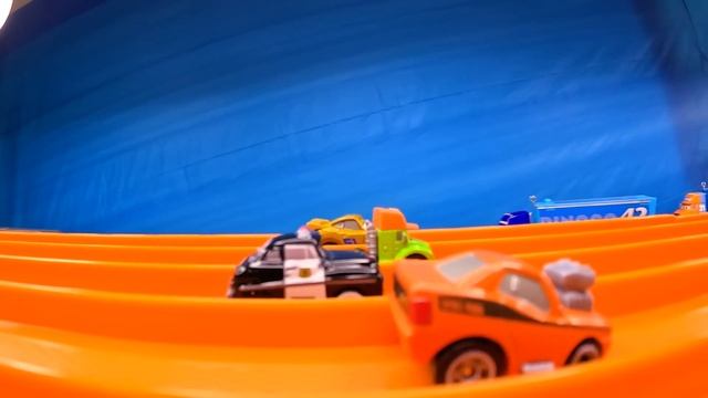 MINI RACERS 2023 PAQUETES CARRERAS DIECAST TORNEO смотреть онлайн