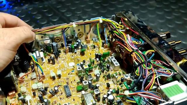 Galaxy DX 99V2 reparos e melhorias rádio do Alexandro da cidade Barra de São Francisco ES. смотреть онлайн