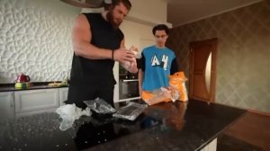 бывший риви хотел нас убить Влад А4