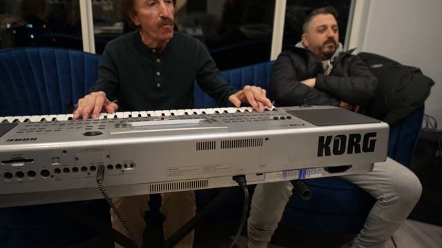 Voch Avel Voch Pakas