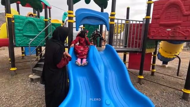 25.11.2023 Путешествие матери-одиночки День самого необходимого и веселья со Своими Тремя Сердцами смотреть онлайн