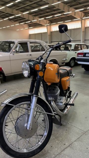 Мотоцикл "ИЖ - Планета Спорт 350" смотреть онлайн