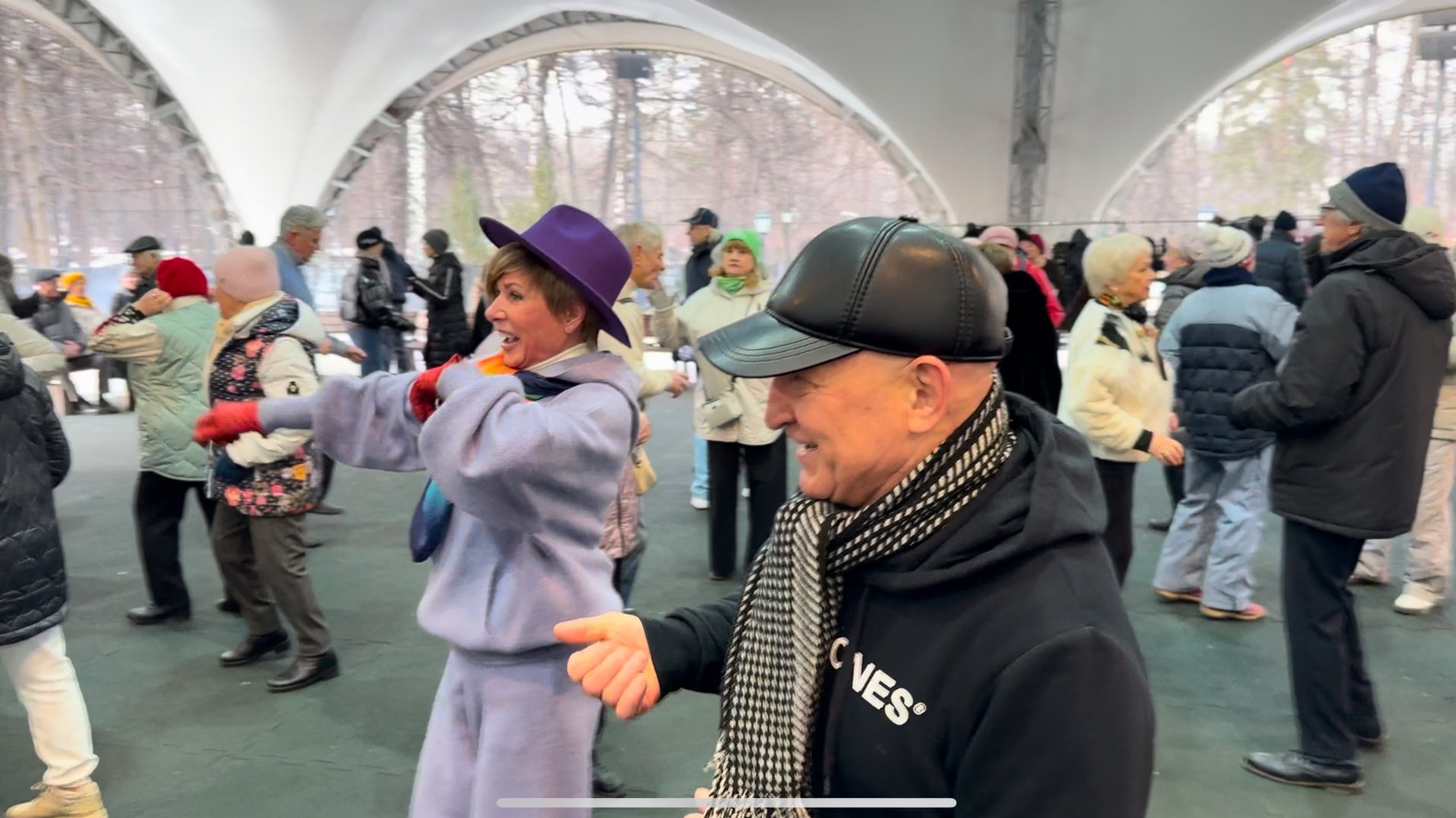 Первый день весны. Сокольники ушли в отрыв 💃. Супер дискотека 💃🕺🎉танцы #сокольники