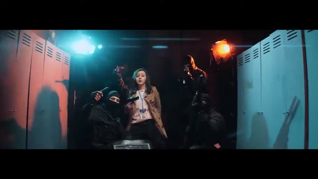 Mozee Montana x Эмелевская – Беллуччи смотреть онлайн