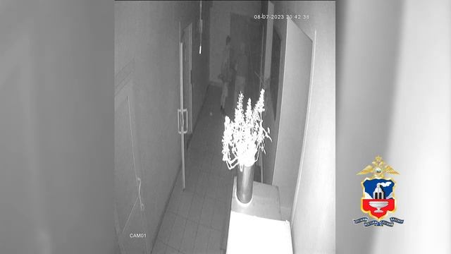 Полиция Алтайского края уличила резчика хлеба в хищении имущества из пекарни, где он работал смотреть онлайн