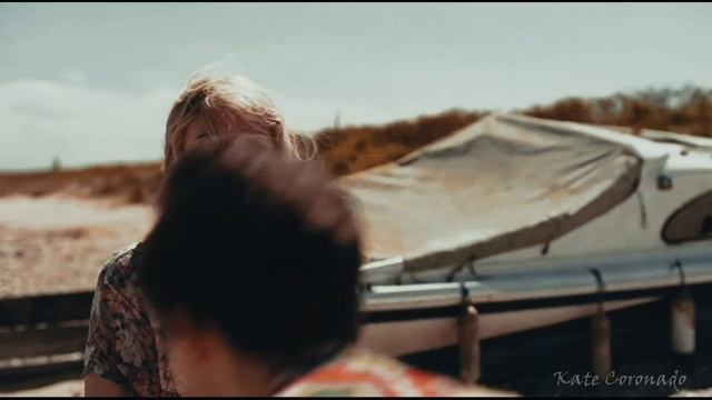 | James & Alyssa | Поломанные психи