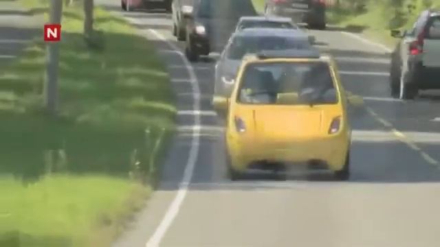 Сигнал от поезда на маленькой машине смотреть онлайн