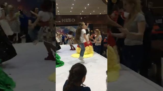 2017 г. Алмаст, закулисье, Алания Молл смотреть онлайн