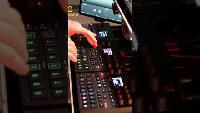 My prodigy style track on Digitakt 2 #elektrondigitakt #electronicmusic #prodigystyle #analogheat смотреть онлайн