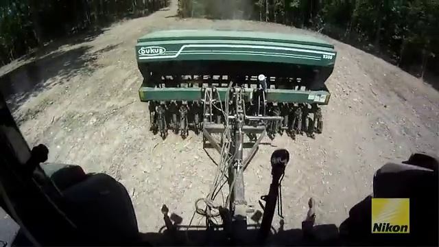 Food Plots and Ground Hogs: Trying New Bait (#133) @GrowingDeer.tv смотреть онлайн