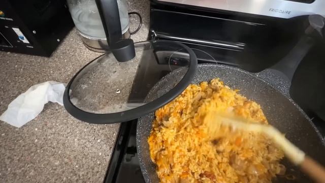 НАВАРИЛА ЇСТИ-НАШ ДЕНЬ