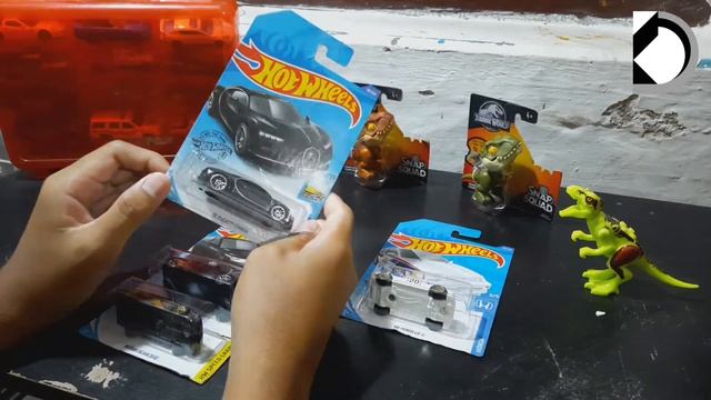 Indomaret ini punya banyak hotwheels!!! - Hunting Hotwheels 2020 |VLOG#11 смотреть онлайн