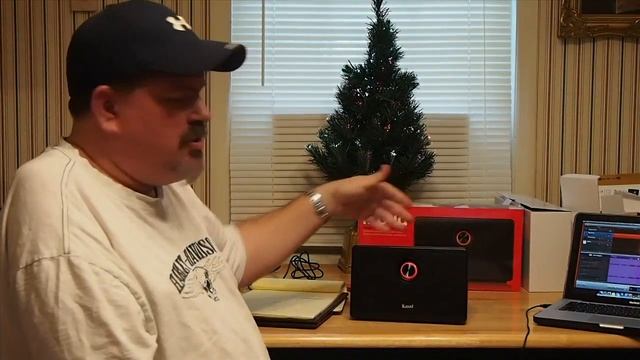 iLoud IK Multimedia Bluetooth Speaker Review and Overview смотреть онлайн