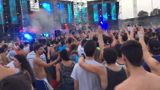 SFDK Zatu-El niño wey. Dream Beach 2015 live Legendario en los coros. смотреть онлайн
