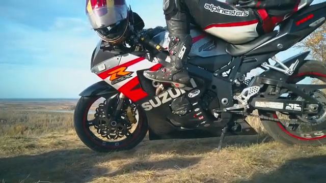 Мото клип.Honda CBR929RR & Suzuki GSX-R 750 К4.Dji Mavic Pro смотреть онлайн
