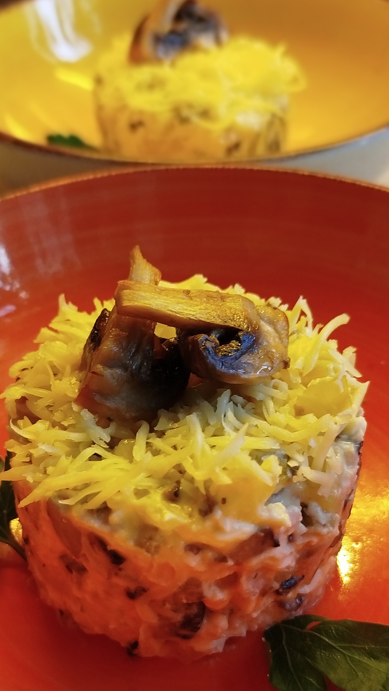 Салат мясной, сытный и простой