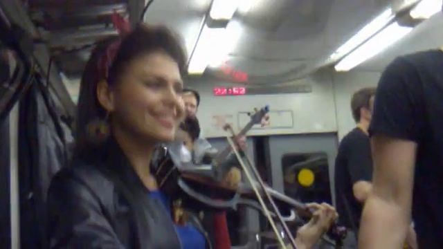 ночь в электричке с Волков Бэнд смотреть онлайн