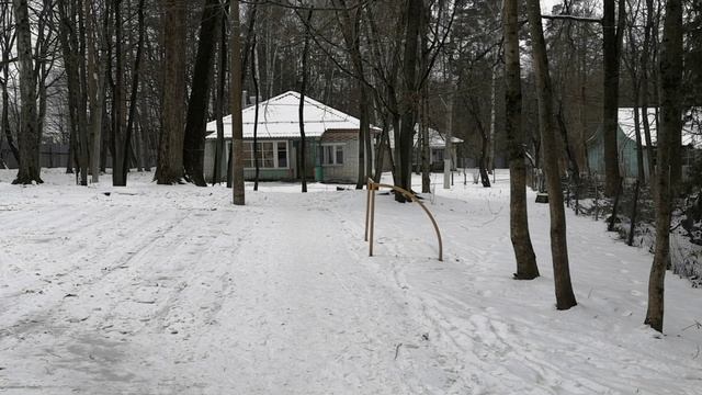 Первые процедуры / Прогулка по территории / Заброшки и клад (03.25)