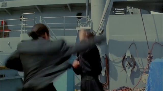Марк Дакаскос дерётся на корабле[Mark Dacascos fighting on the ship] 720p смотреть онлайн