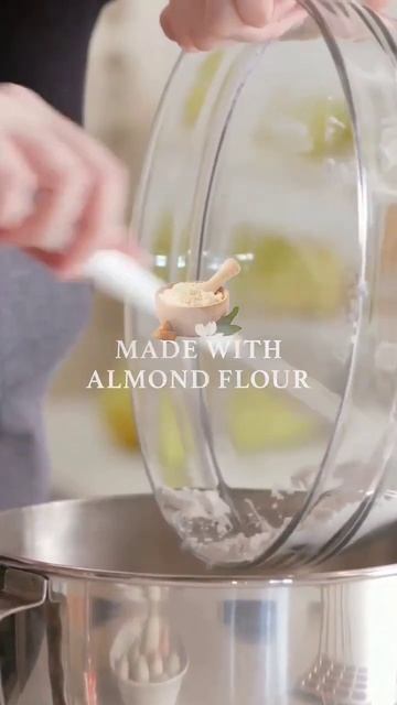 Madeline with almond powder😍 #madeline #veganfriendly #veganfood#shortvideo #coklatkita #fyp#foryou смотреть онлайн