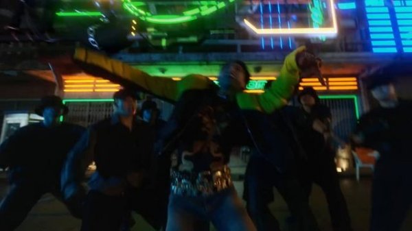 ATEEZ — BOUNCY (K-HOT CHILLI PEPPERS)