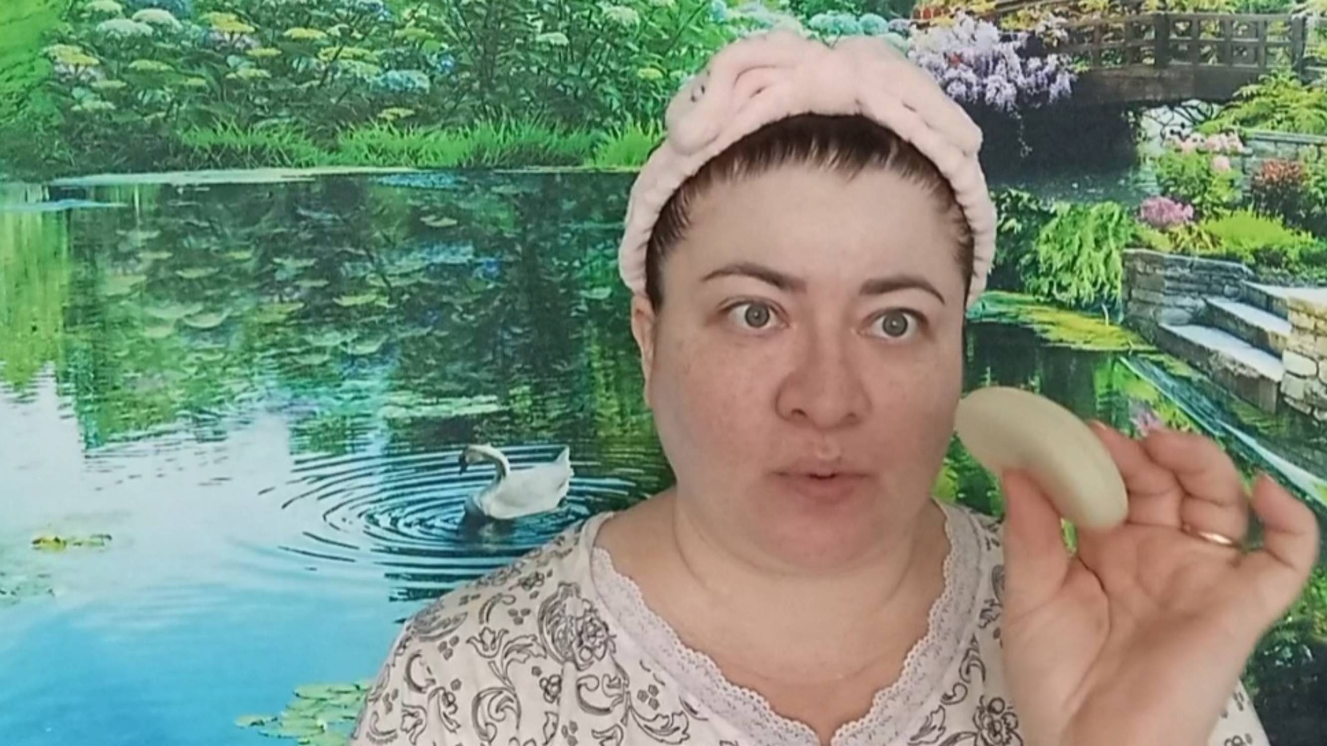 Дневной уход за кожей лица/ Отзывы на мыло, ароматы, серию для полости рта, базу для ногтей. смотреть онлайн