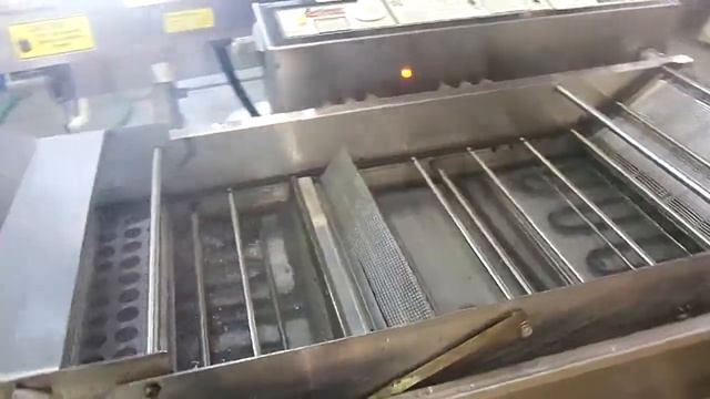 Belshaw Donut Fryer #1, Running