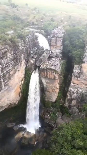 Cachoeira do Rio São Jorge, Ponta Grossa- Paraná. смотреть онлайн