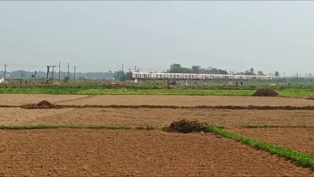 #High Speed#EMU 12 Local Train Action #alstom And#ICF Local Train#kolktata Suburban