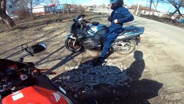 Покатушки на мотоциклах.Выбирай свой байк Suzuku,KTM,Honda. смотреть онлайн