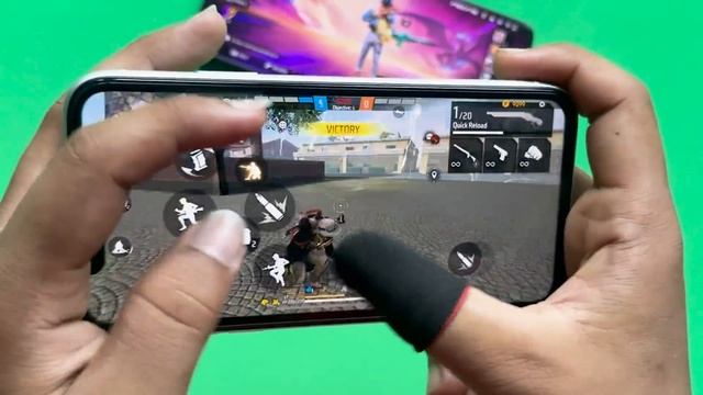 Poco X6 Pro Vs IPhone XR | Gaming Comparison Free Fire 2024