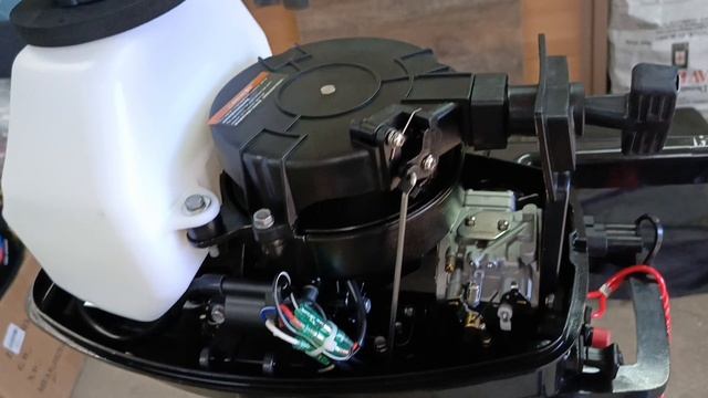 Лодочный мотор Mesan 6 распаковка и обзор.