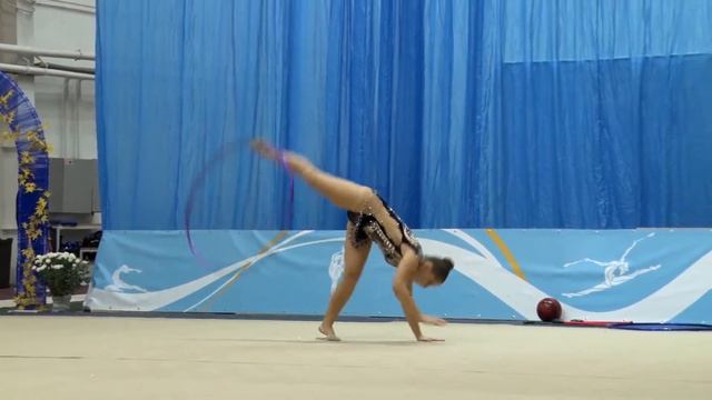 Калініченко Катерина 2005 обруч смотреть онлайн