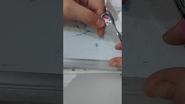 прозрачная наклейка