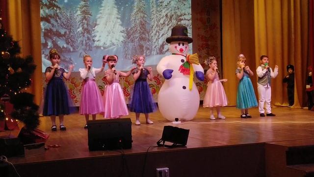 Новый год в ДК Данко. 29.12.2019 смотреть онлайн
