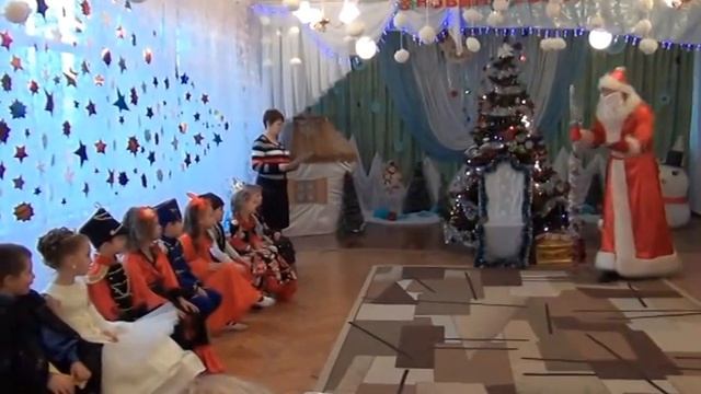 Дед Мороз пришол на праздник смотреть онлайн