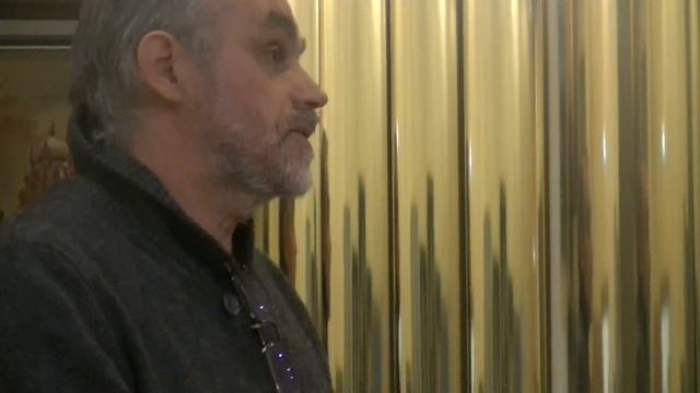 Юрий Попков - знаменитый художник, друг  Андрея Ильича Ахальцева 2019 г. Галерея Флора на выставке