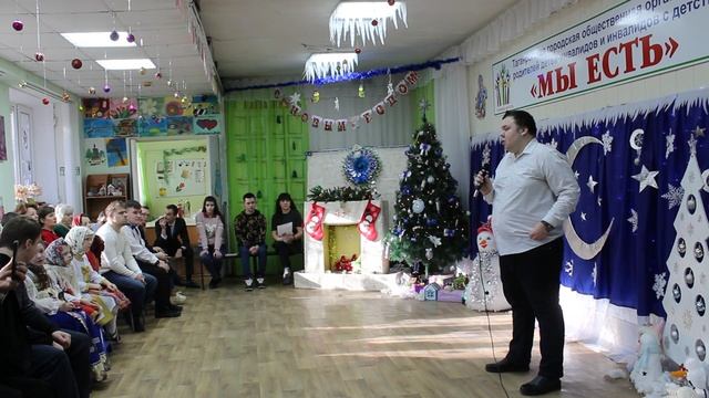 Рождество в "Мы есть".Песня в исполнении Емельянова Евгения. смотреть онлайн