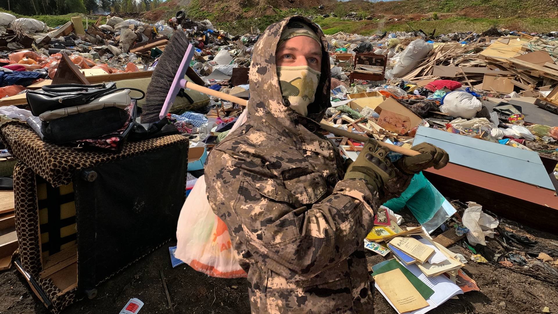 Поход на Свалку - Что можно найти в Одной Куче Мусора? Как я выживаю на СВАЛКЕ? смотреть онлайн