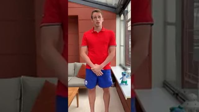 Кирилл Пригода из команды Mad Wave Team отвечает на вопрос о дружбе | Mad Wave смотреть онлайн