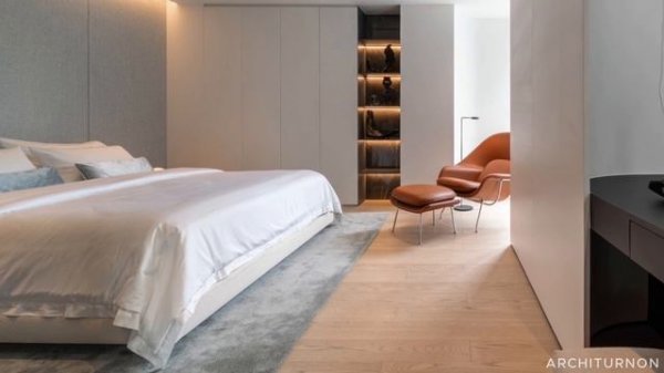 "Urban Oasis: Exploring Vertical Living with House ARQ"